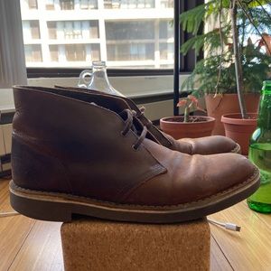 Leather Clarks - Mens 7 1/2 US / 6.5 UK